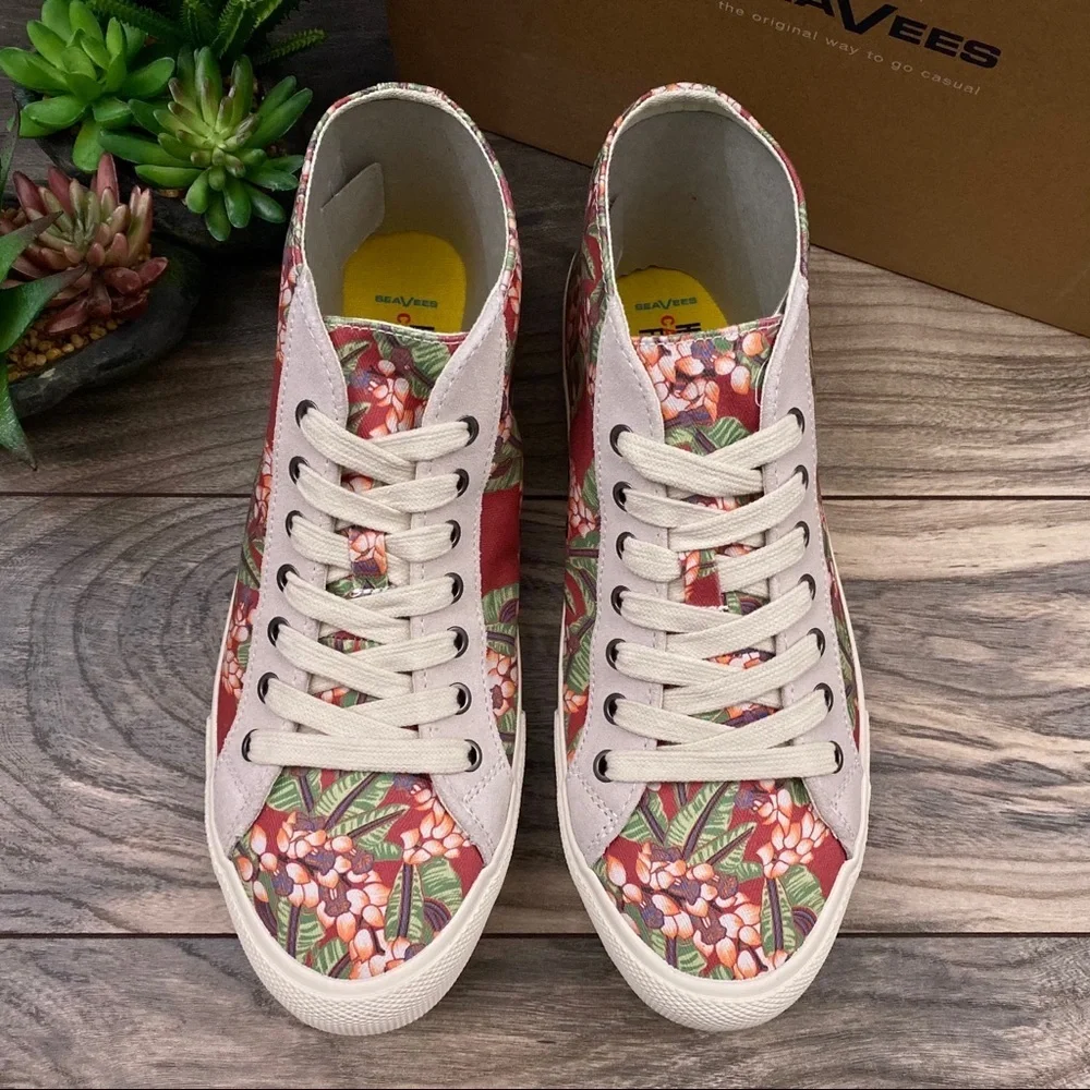 NIB SeaVees California Special Beachcomber Sneaker